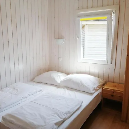 Haus In Dziwnw Mit Grill, Terrasse Und Garten * Dziwnow