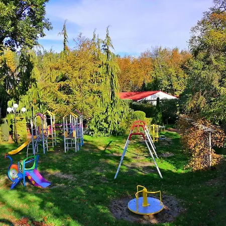 Haus In Dziwnw Mit Grill, Terrasse Und Garten