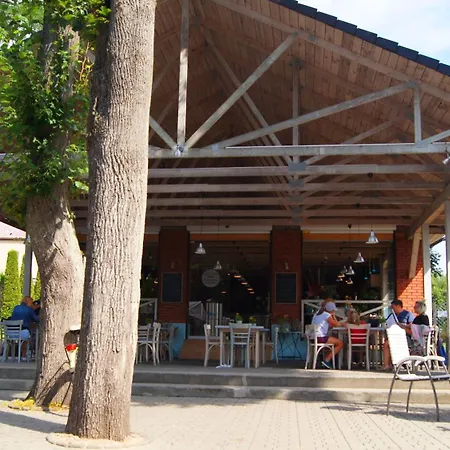 Haus In Mit Grill, Terrasse Und Garten