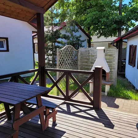 Haus In Mit Grill, Terrasse Und Garten Dziwnow