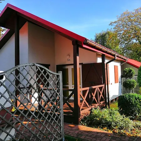 Haus In Mit Grill, Terrasse Und Garten Nyaraló Dziwnów